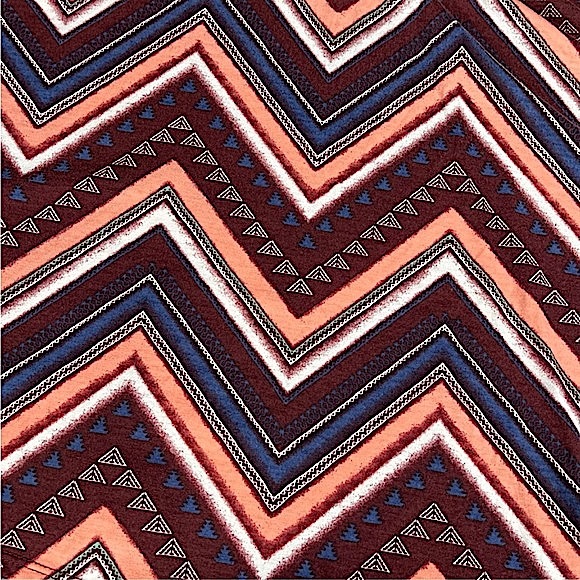 Love, Fire size small short sleeve maroon blue white thin chevron mini dress EUC - Picture 4 of 16